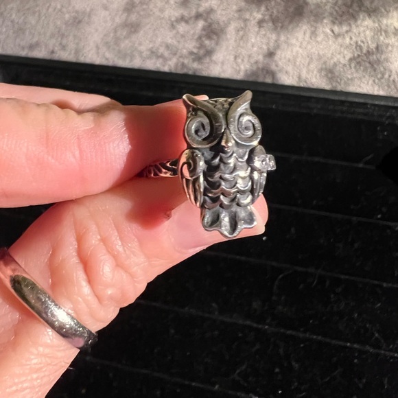 Retired James Avery Woodlands Owl Ring Size 7 - Great Condition - Picture 4 of 4